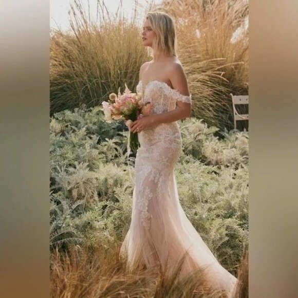 Lulus Endless Dedication White Embroidered Off-the-Shoulder Maxi Dress NWOT Sz 8 - Picture 1 of 4